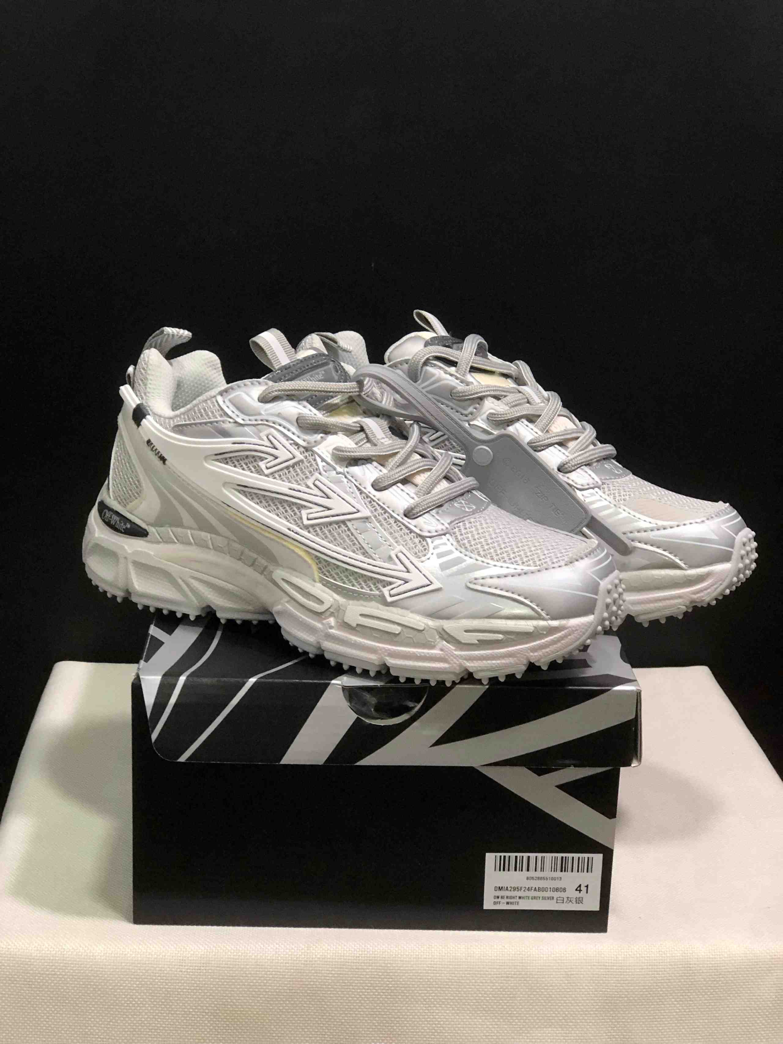 OFF-WHITE Be Right Back Sneakers