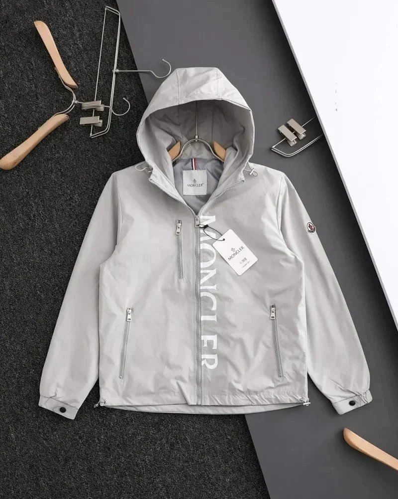 MONCLER Hooded Jacket - Thumbnail 3