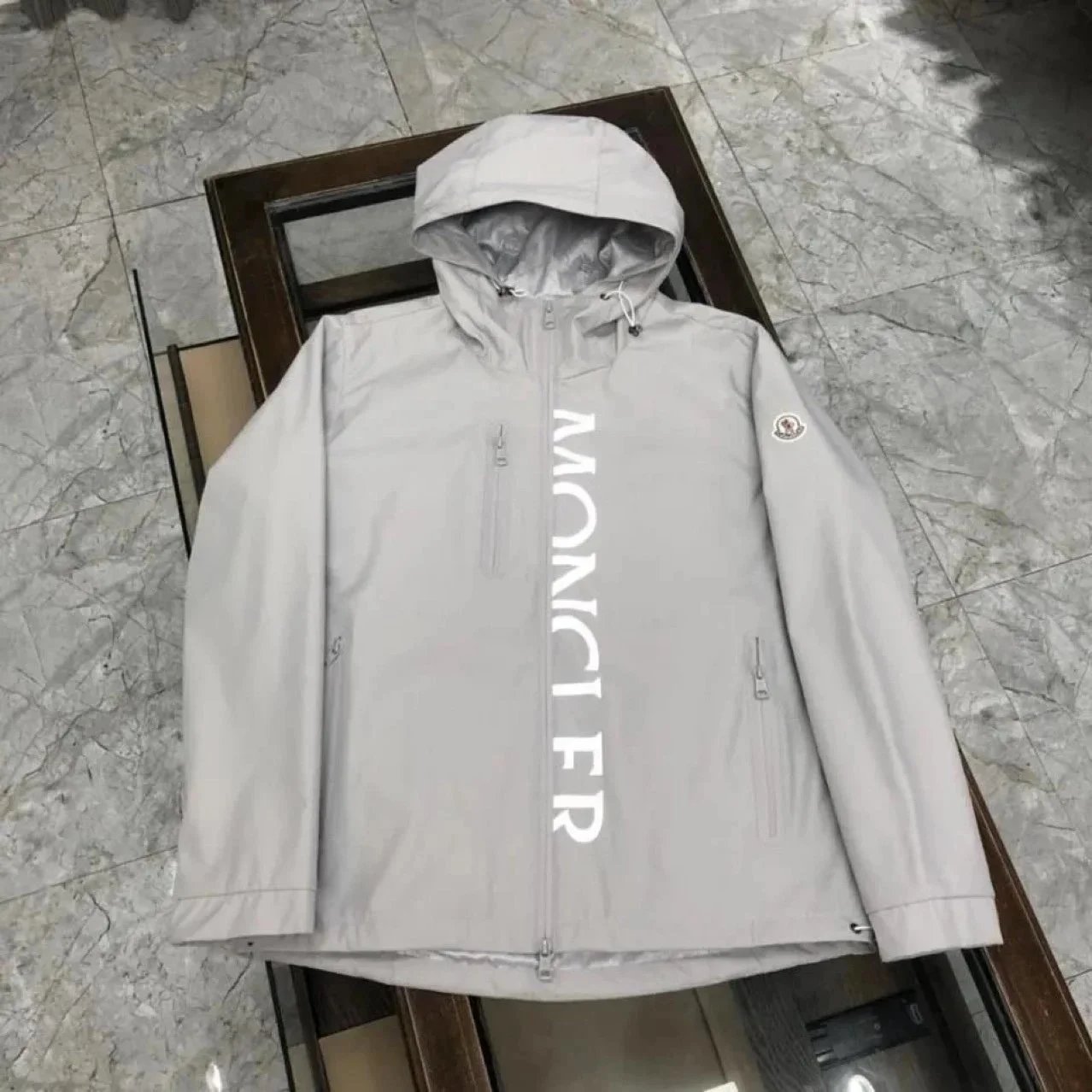 Moncler Logo Print Hooded Jacket - Thumbnail 5