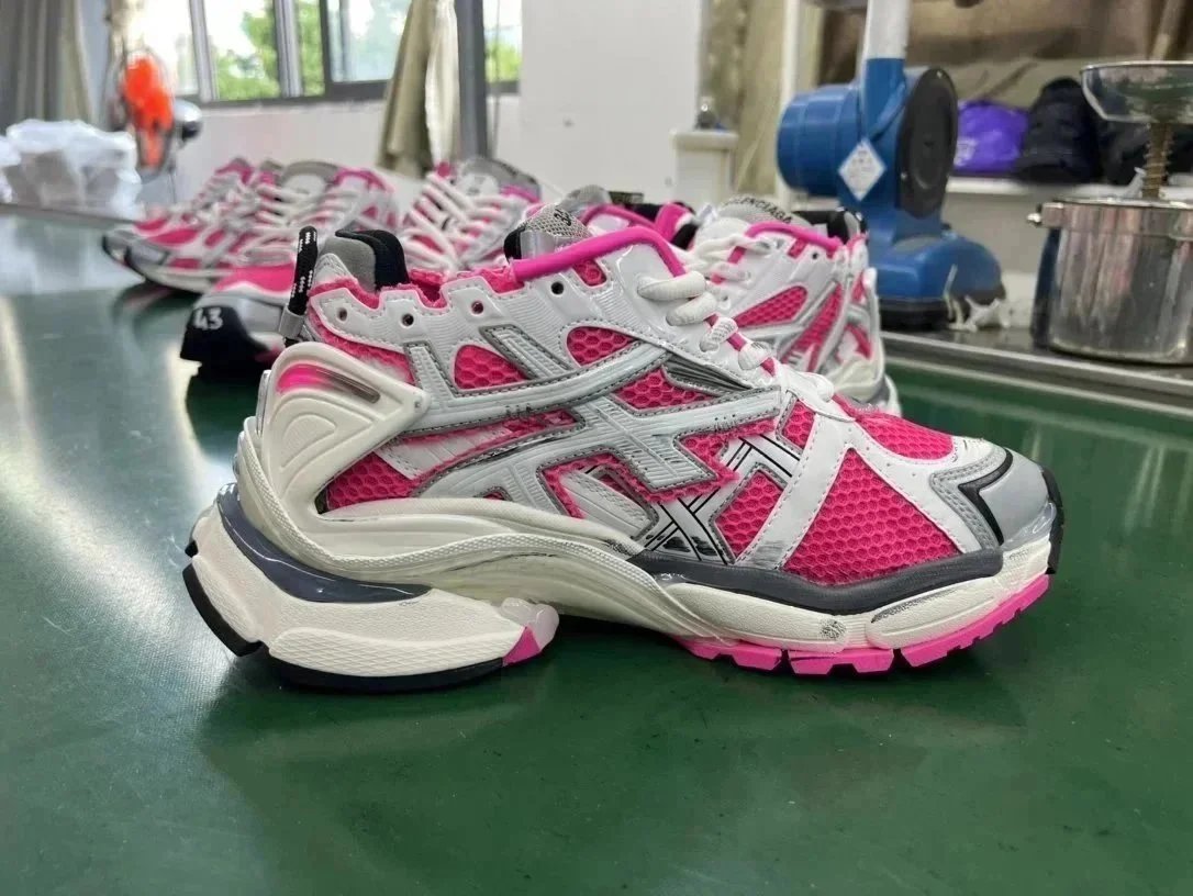 Balenciaga Track Sneakers - Thumbnail 9