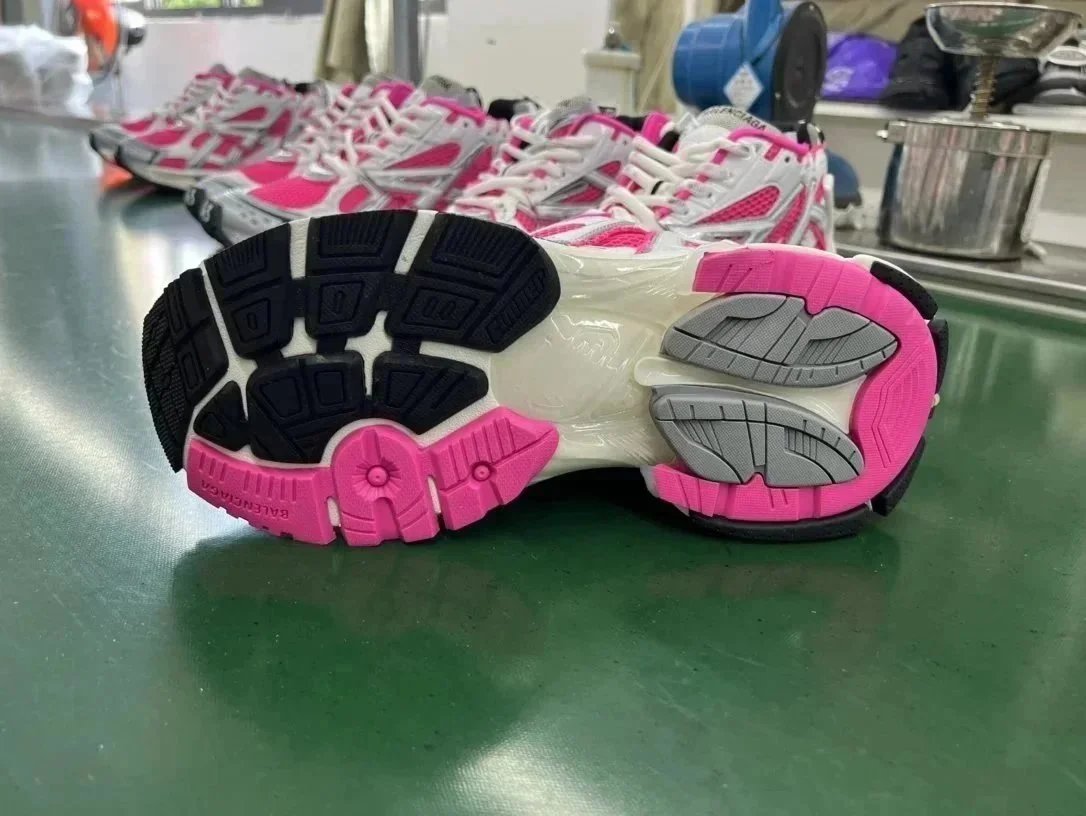 Balenciaga Track Sneakers - Thumbnail 10