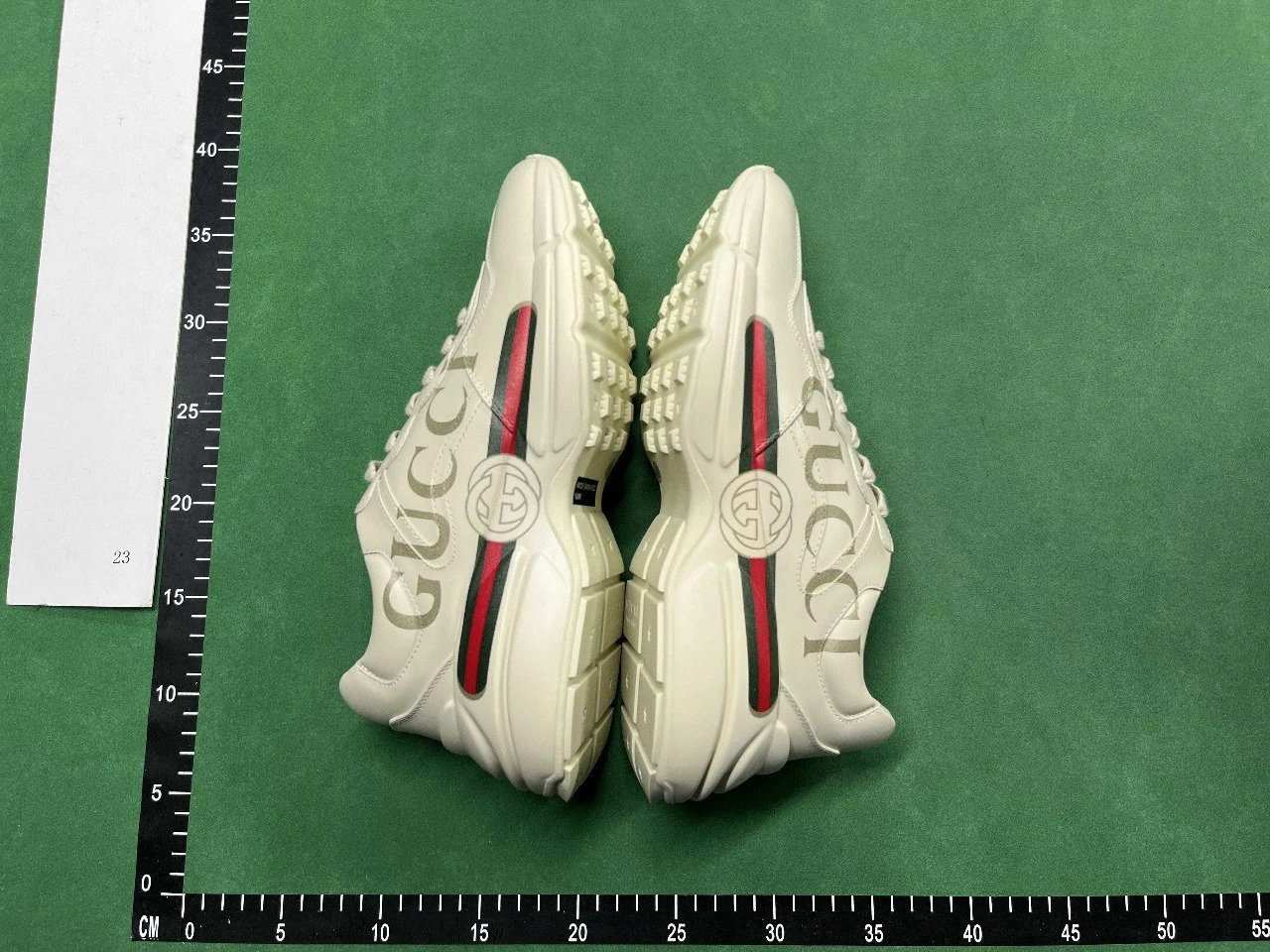 GUCCI shoes - Thumbnail 3