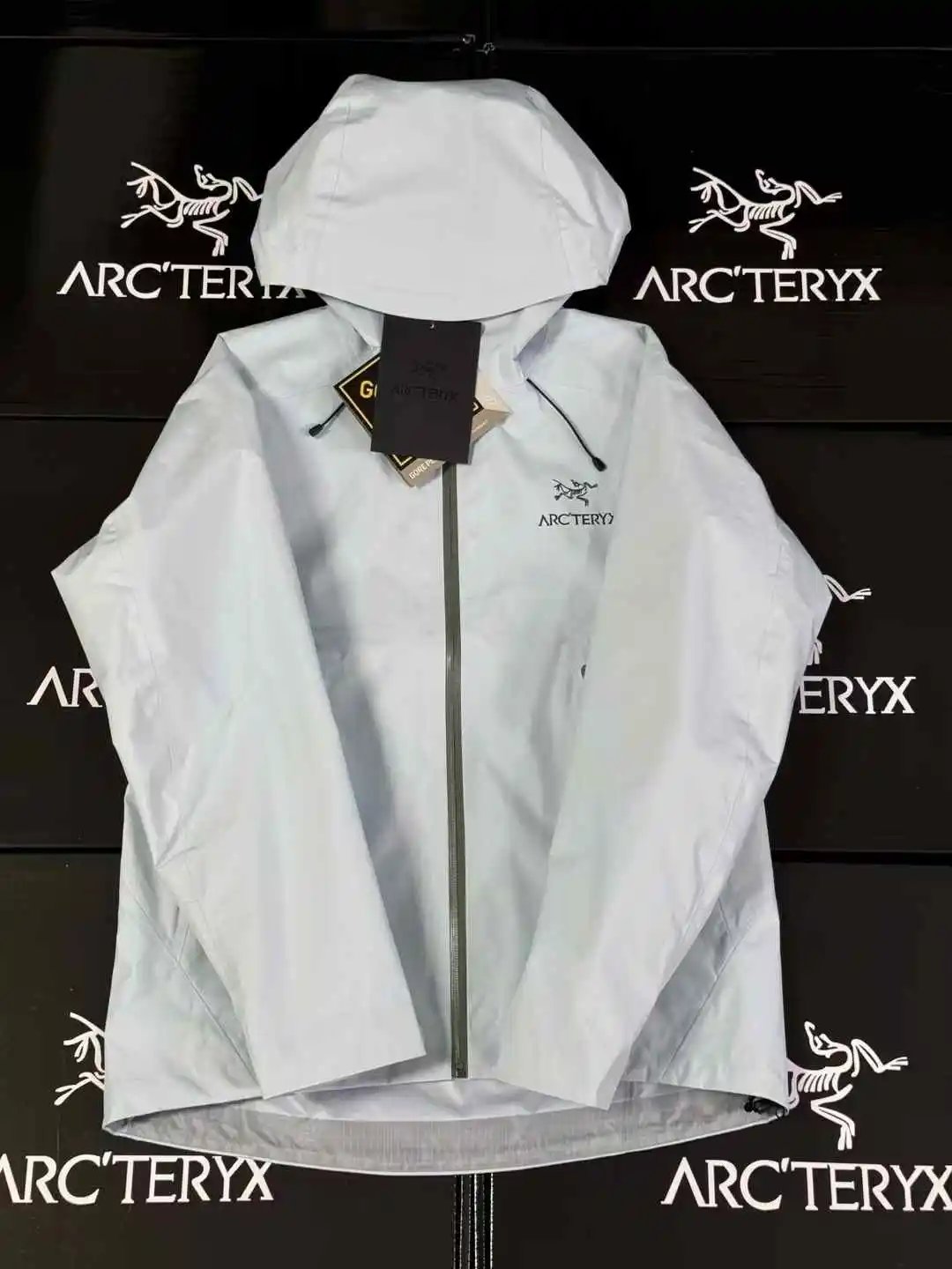 ARC’TERYX Jacket - Thumbnail 3
