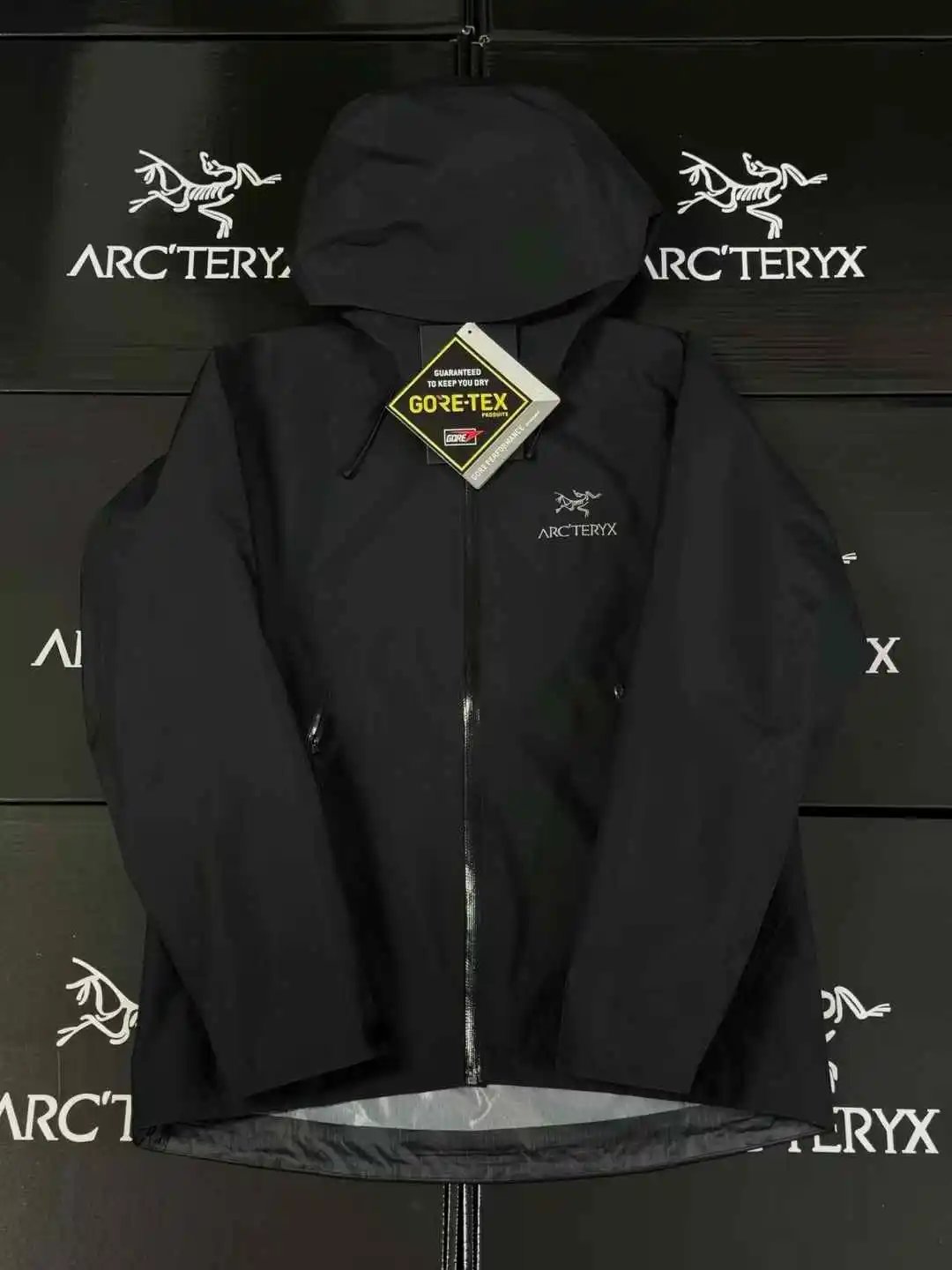 ARC’TERYX Jacket - Thumbnail 8