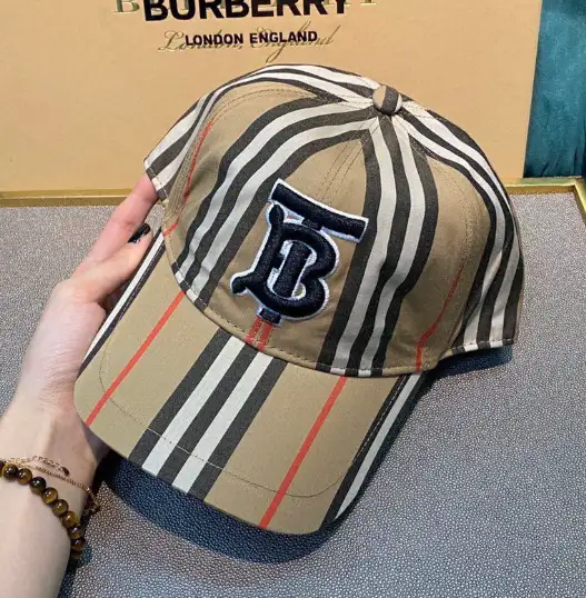 Burberry 16