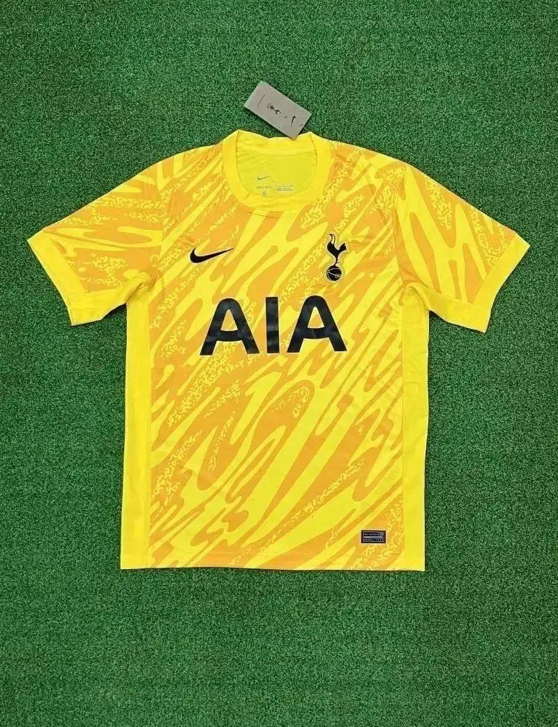 24-25 Tottenham yellow goalkeeper uniform