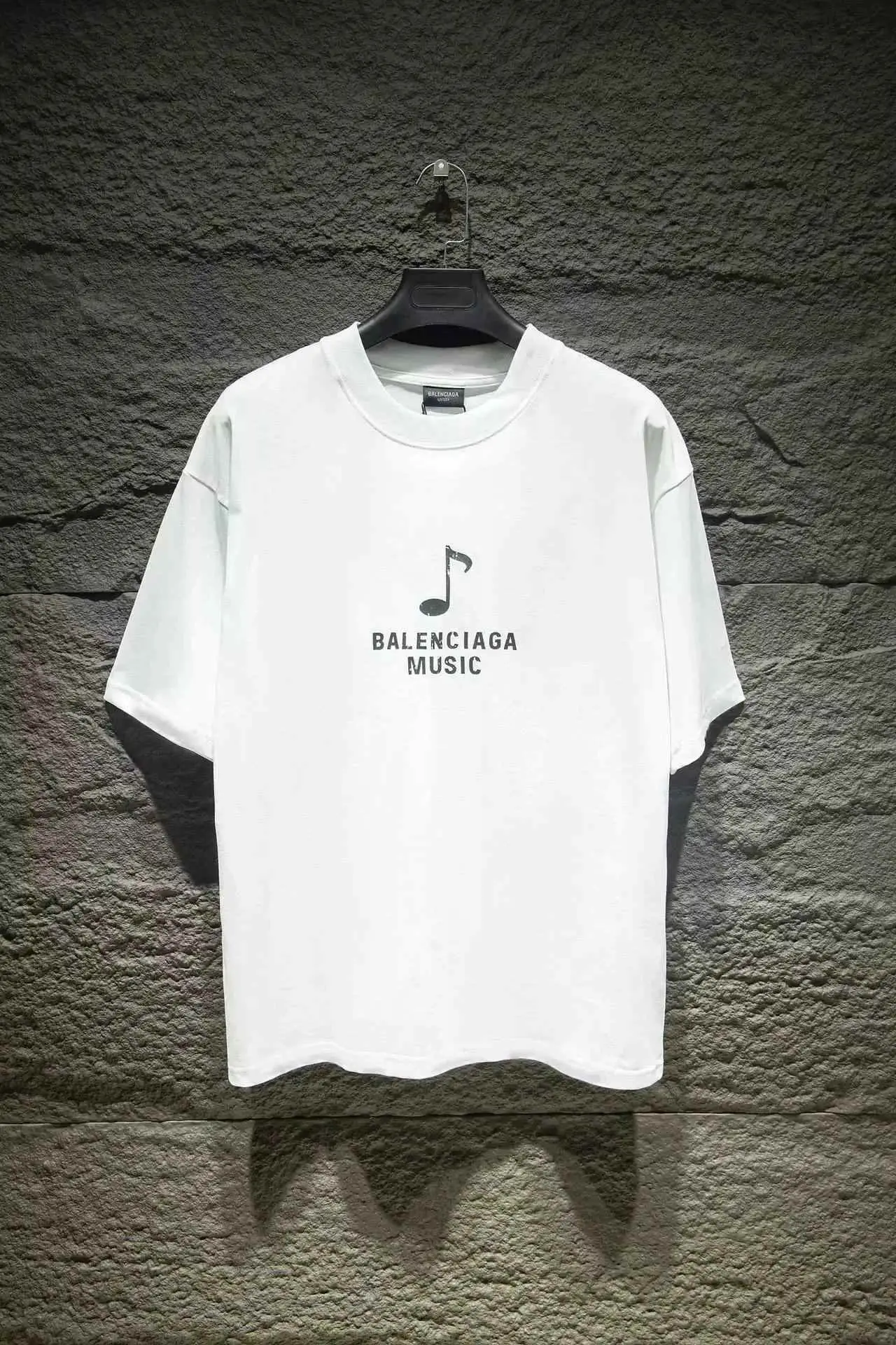 White background note 002