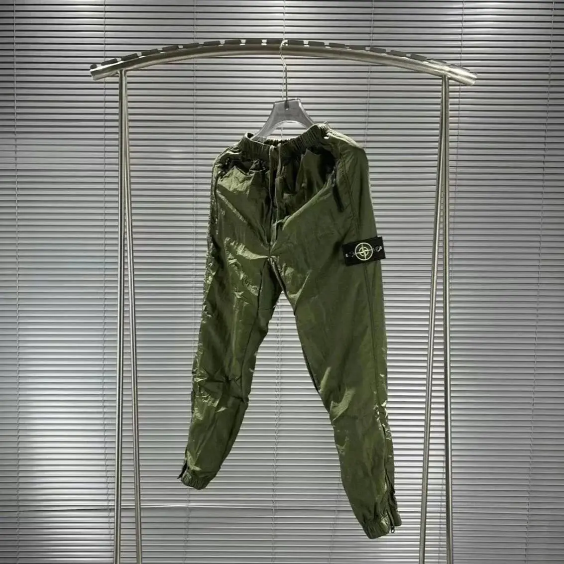 Reflective metal nylon 22