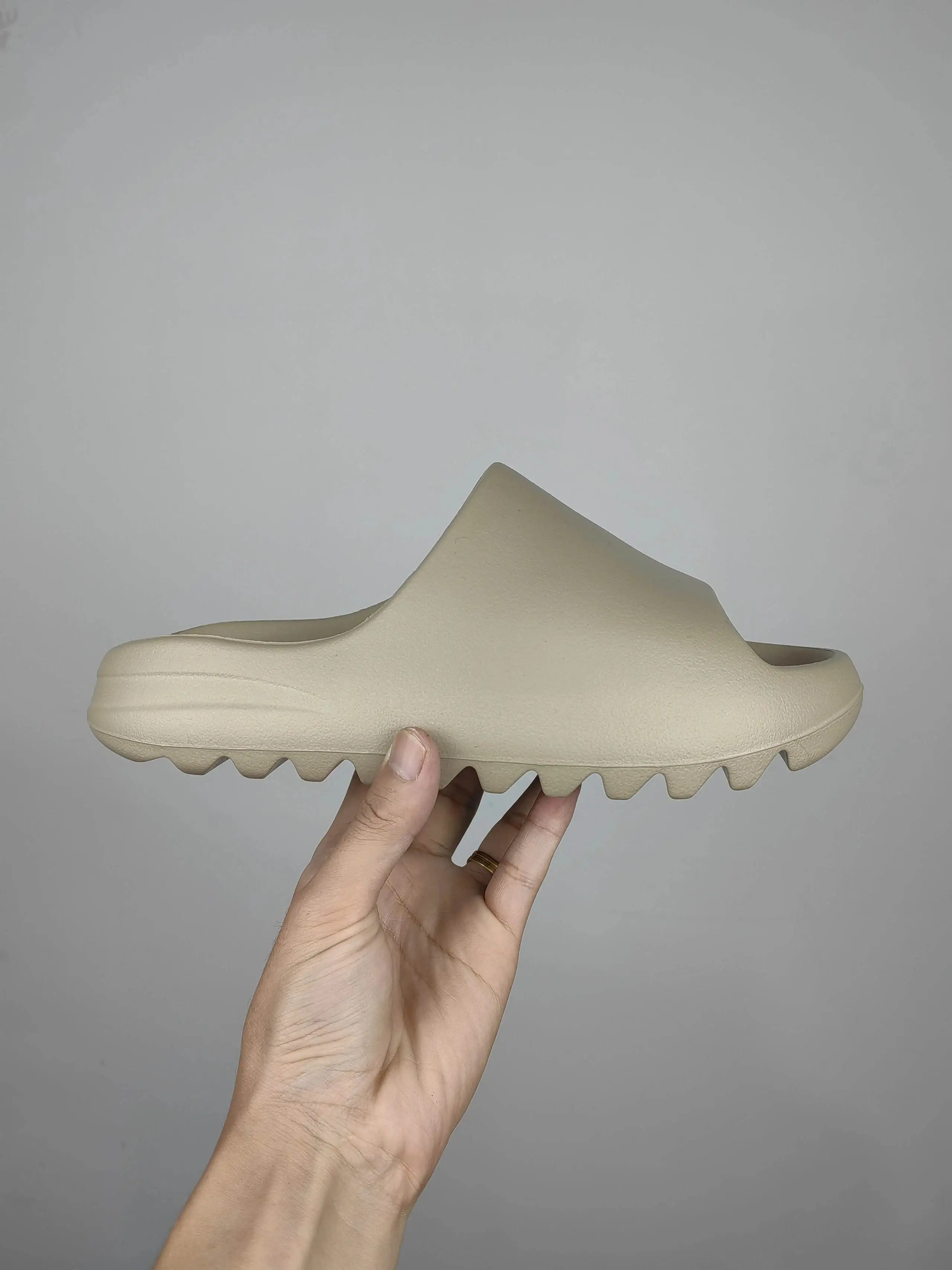 Brown matte finish (GW1934)