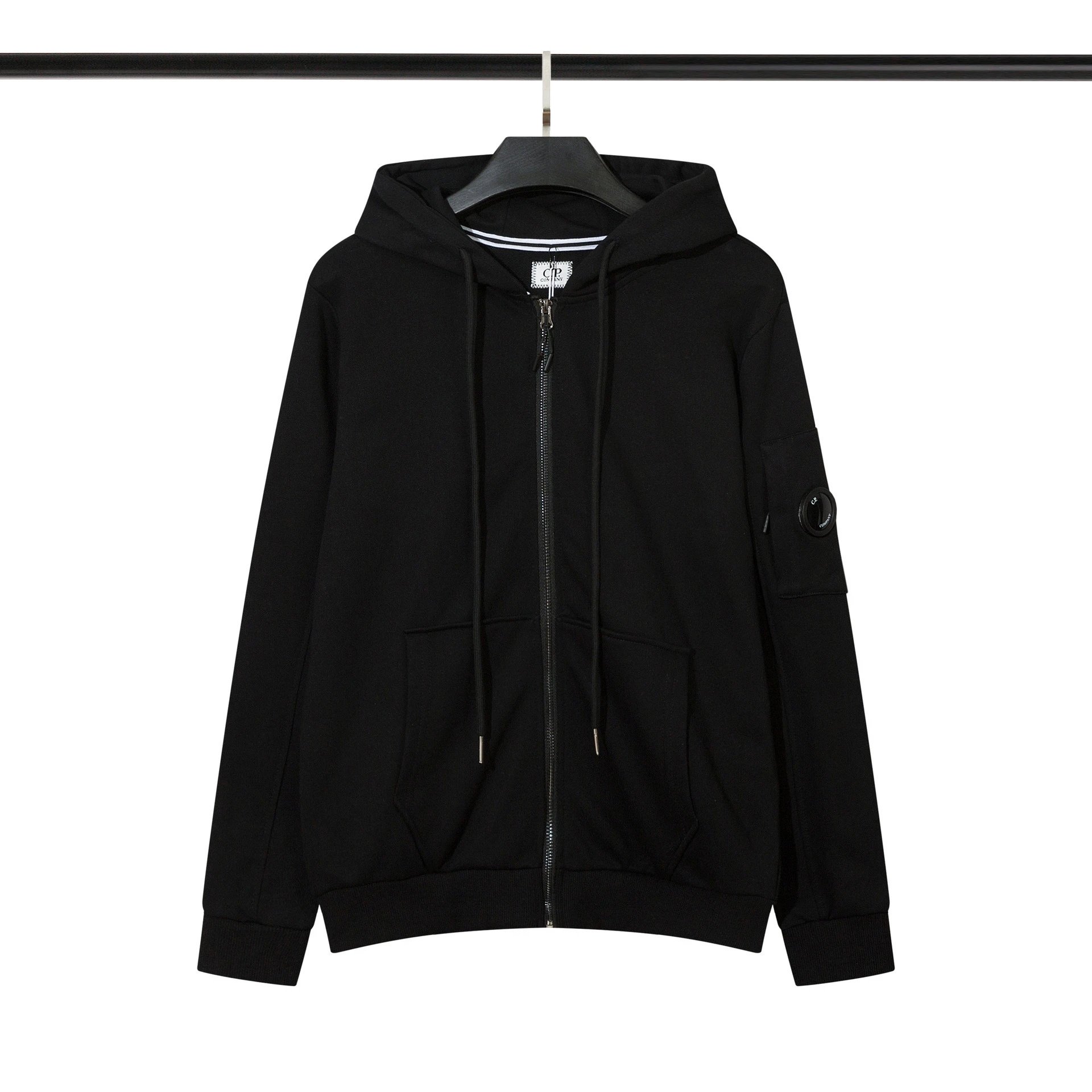 04- Hoodie Black (Zipper)