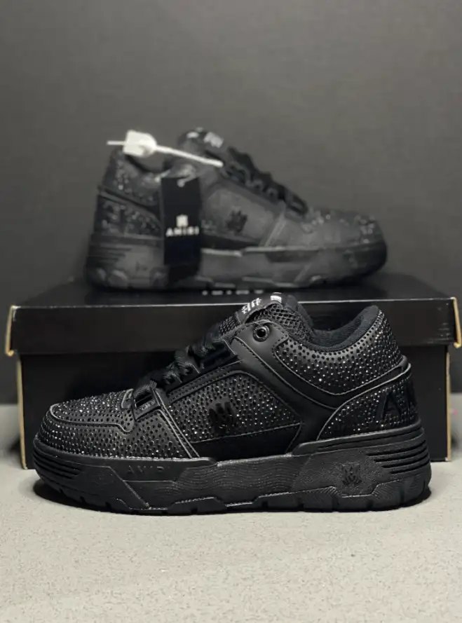 B-16 all black diamond