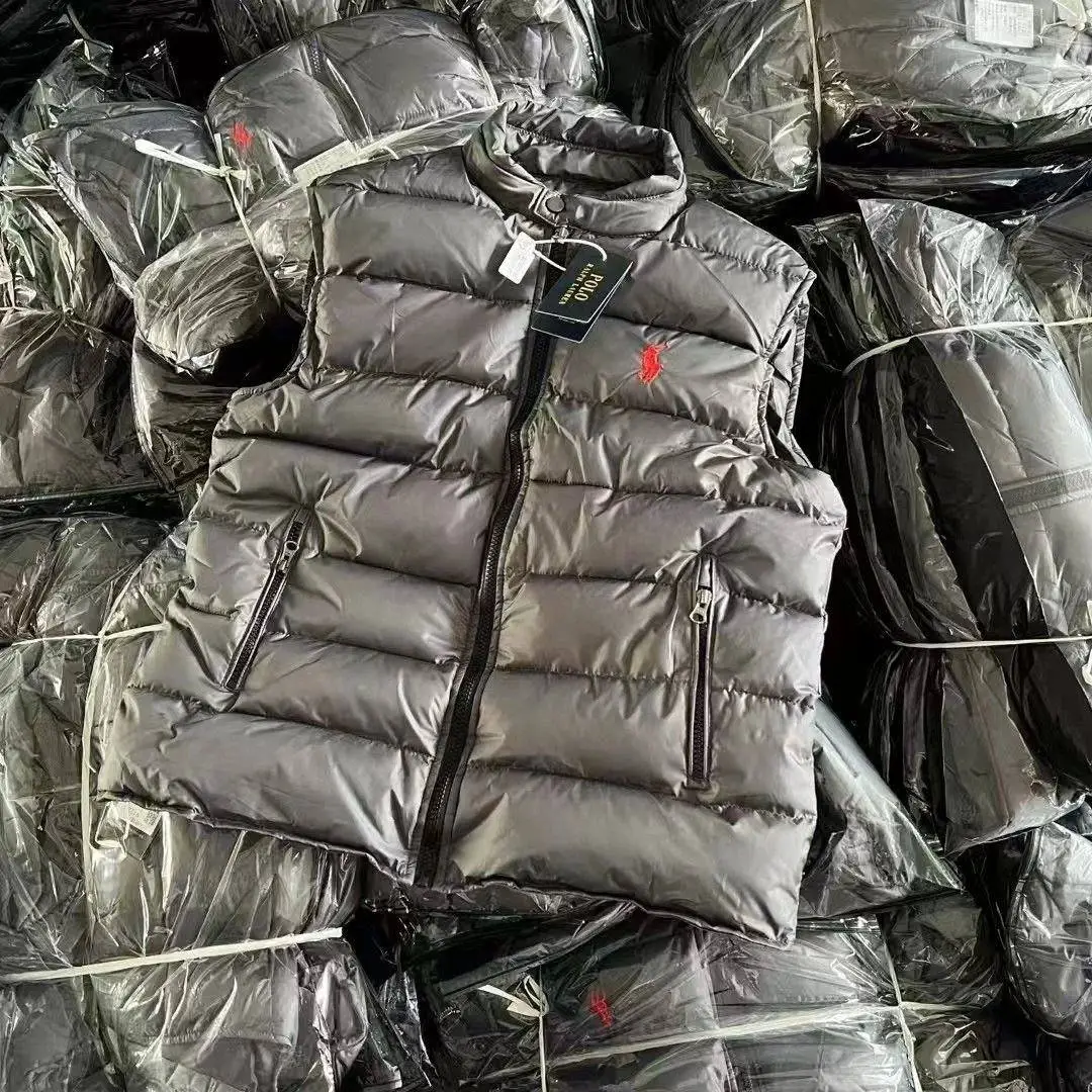 Vest shiny gray
