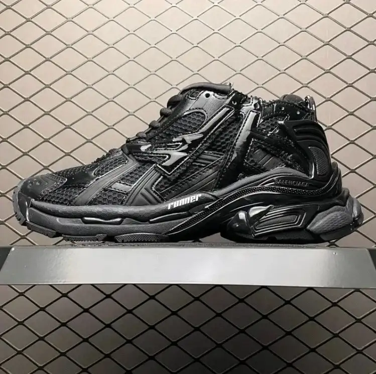 runner老爹鞋黑色